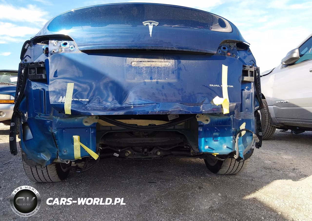 2022 Tesla Model Y Long Range VIN:7SAYGDEE7NF319711 - 6