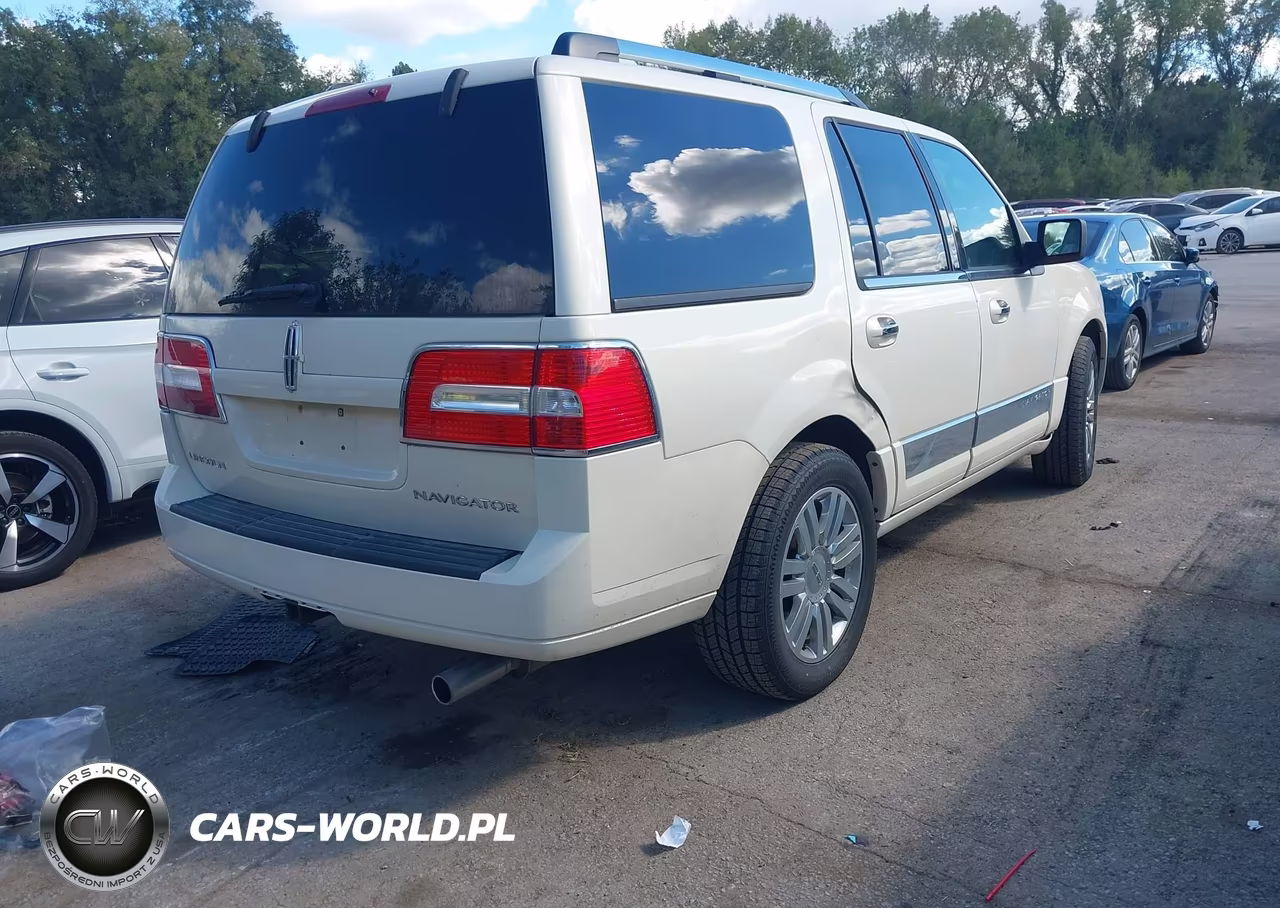 2007 Lincoln Navigator Ultimate VIN:5LMFU28527LJ04002 - 4