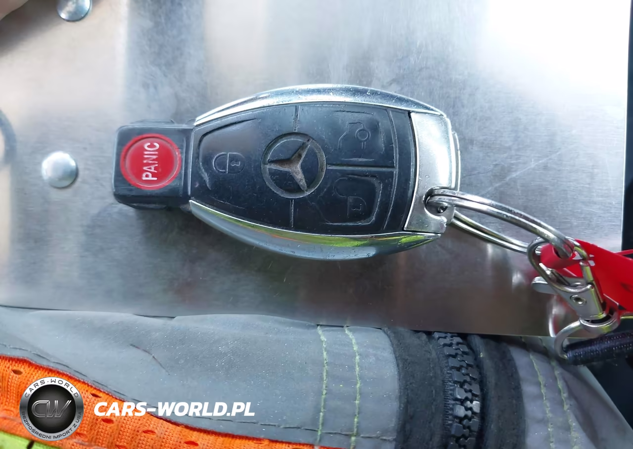 2008 Mercedes-Benz C 350 Sport VIN:WDDGF56X98R022509 - 11