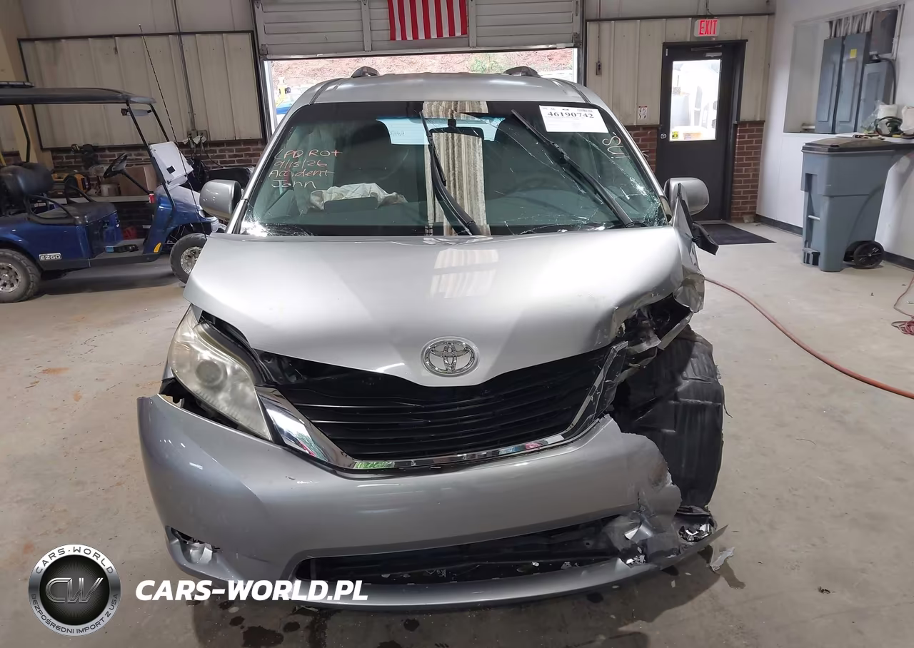 2012 Toyota Sienna Le V6 8 Passenger VIN:5TDKK3DC3CS228228 - 12