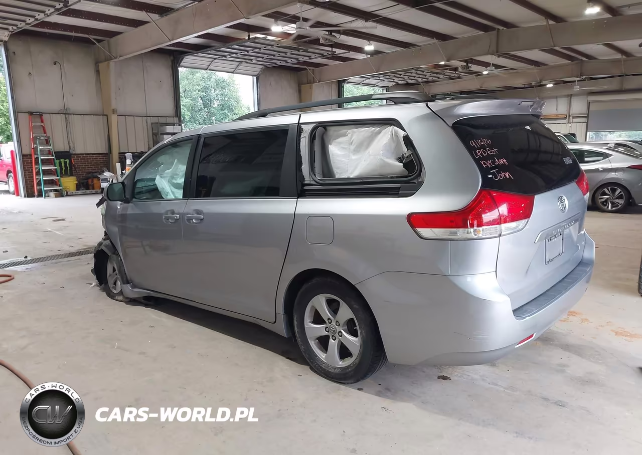 2012 Toyota Sienna Le V6 8 Passenger VIN:5TDKK3DC3CS228228 - 3