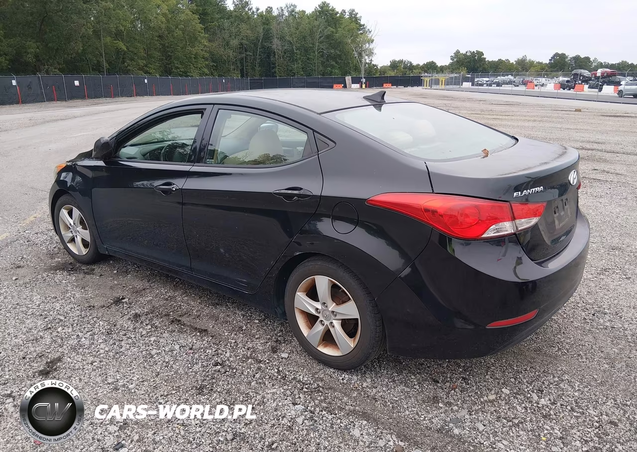 2013 Hyundai Elantra Gls VIN:5NPDH4AE1DH296683 - 3