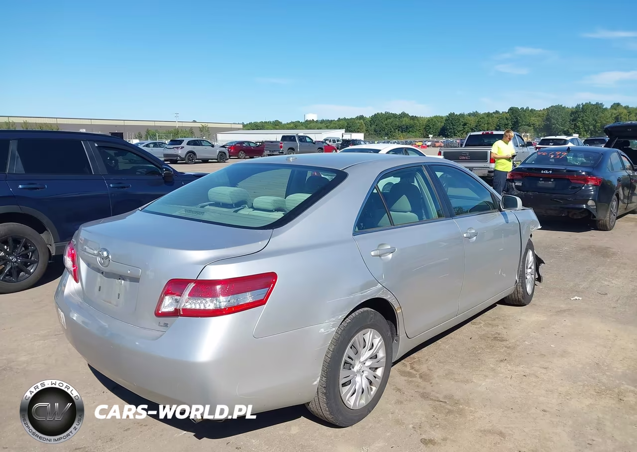 2011 Toyota Camry Le VIN:4T4BF3EK6BR184196 - 4