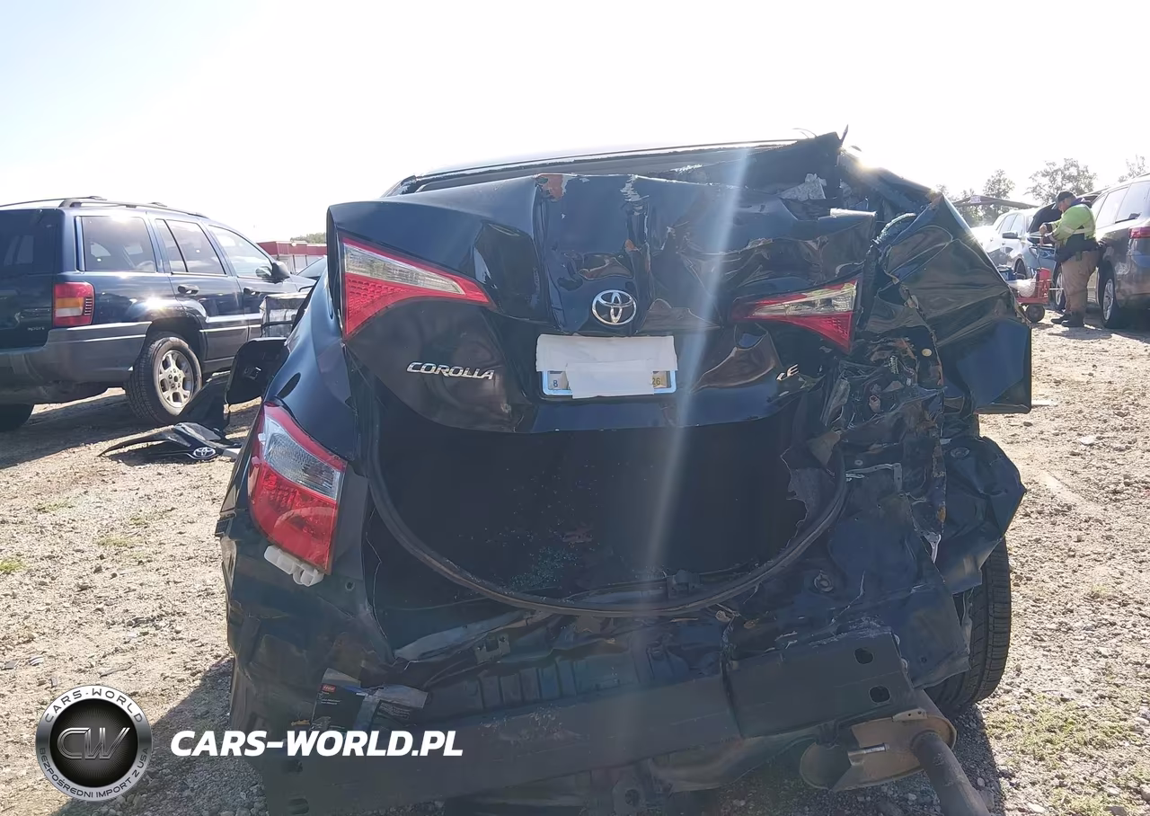2016 Toyota Corolla Le VIN:5YFBURHE6GP557108 - 17