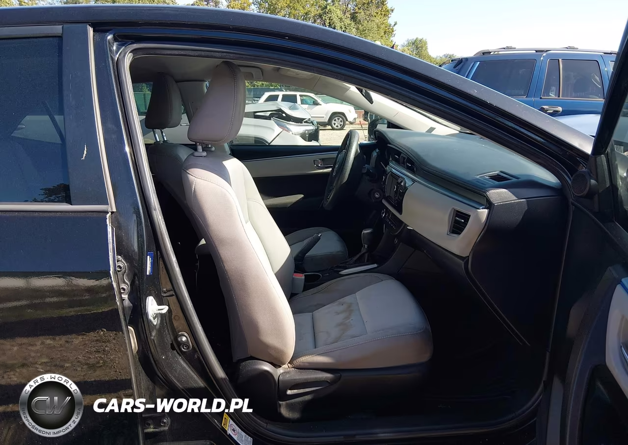 2016 Toyota Corolla Le VIN:5YFBURHE6GP557108 - 5