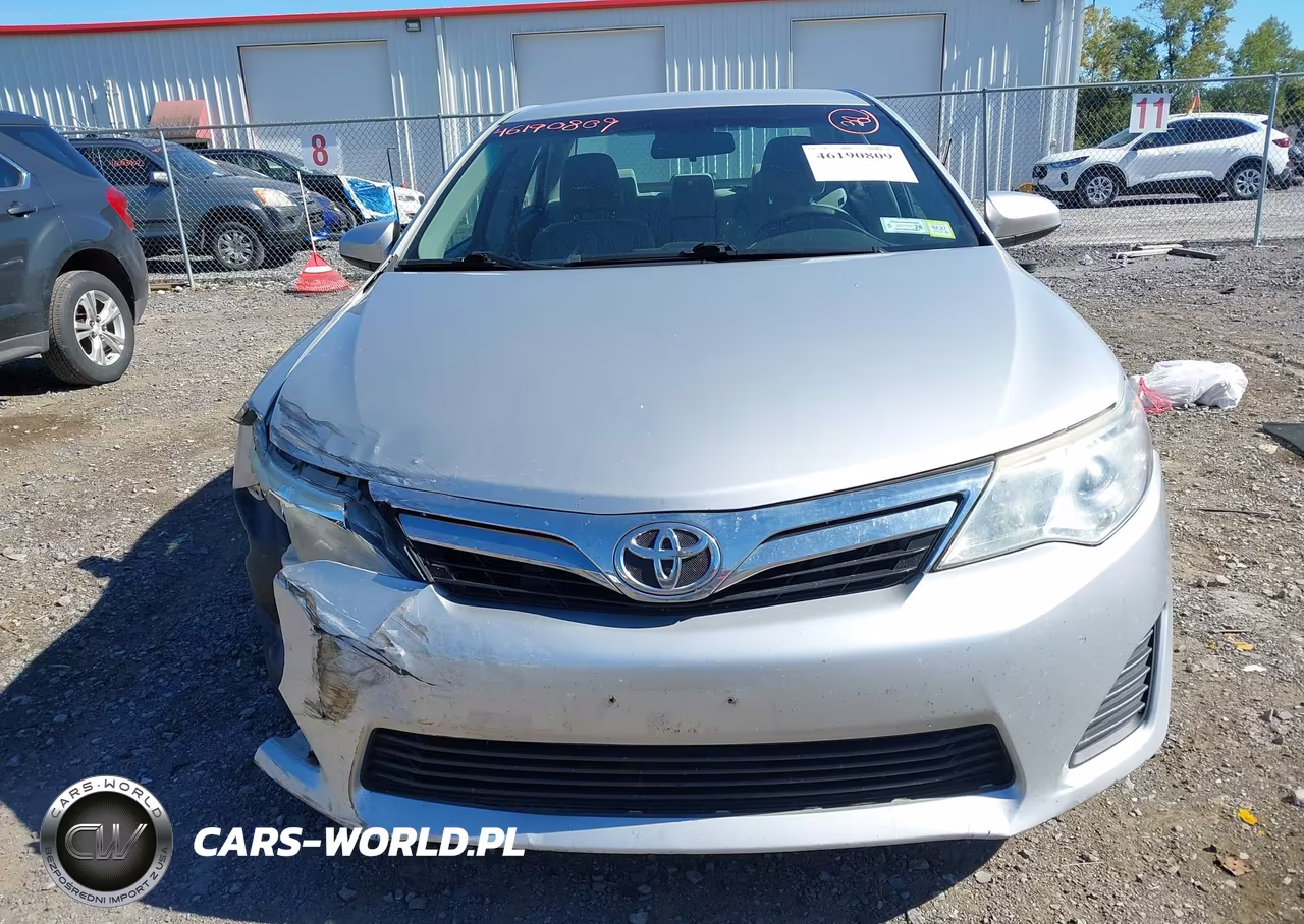 2014 Toyota Camry Le VIN:4T4BF1FK5ER372649 - 12