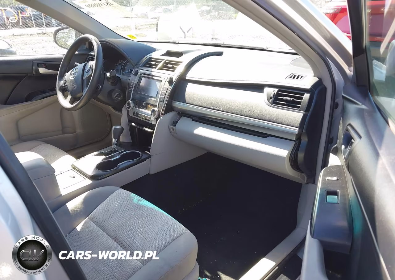 2014 Toyota Camry Le VIN:4T4BF1FK5ER372649 - 5