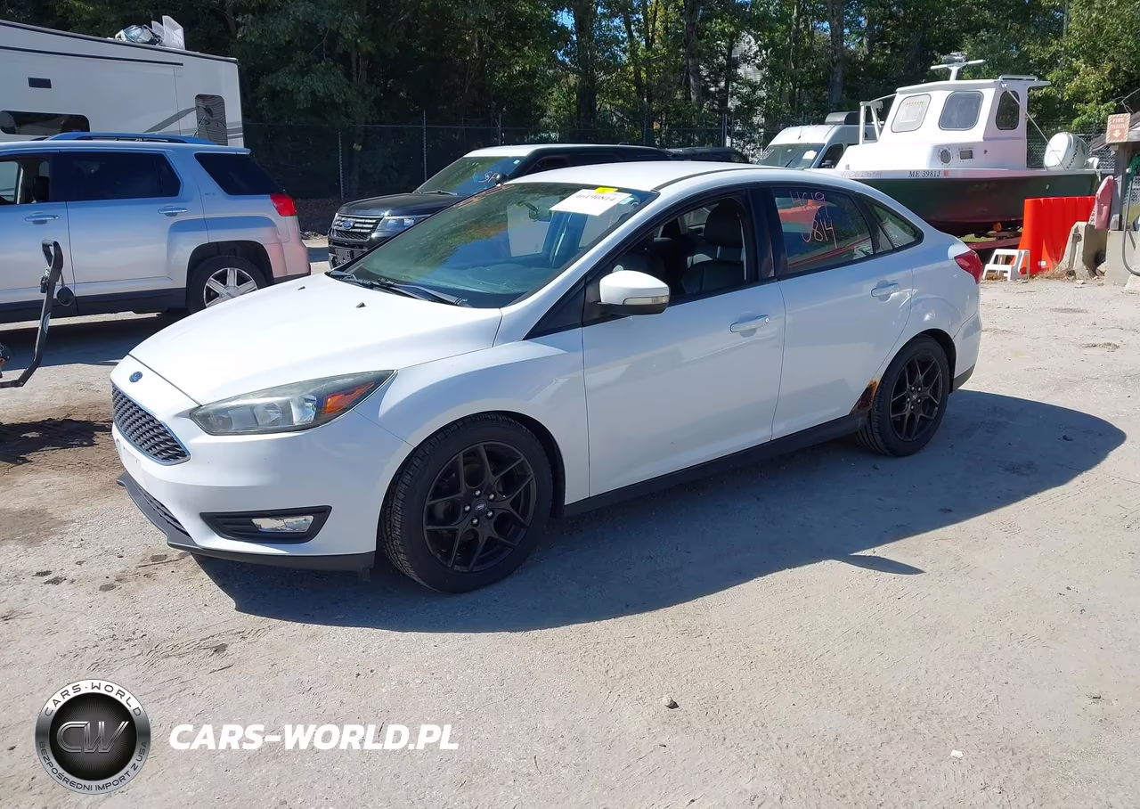 2016 Ford Focus Se VIN:1FADP3F29GL330189 - 2