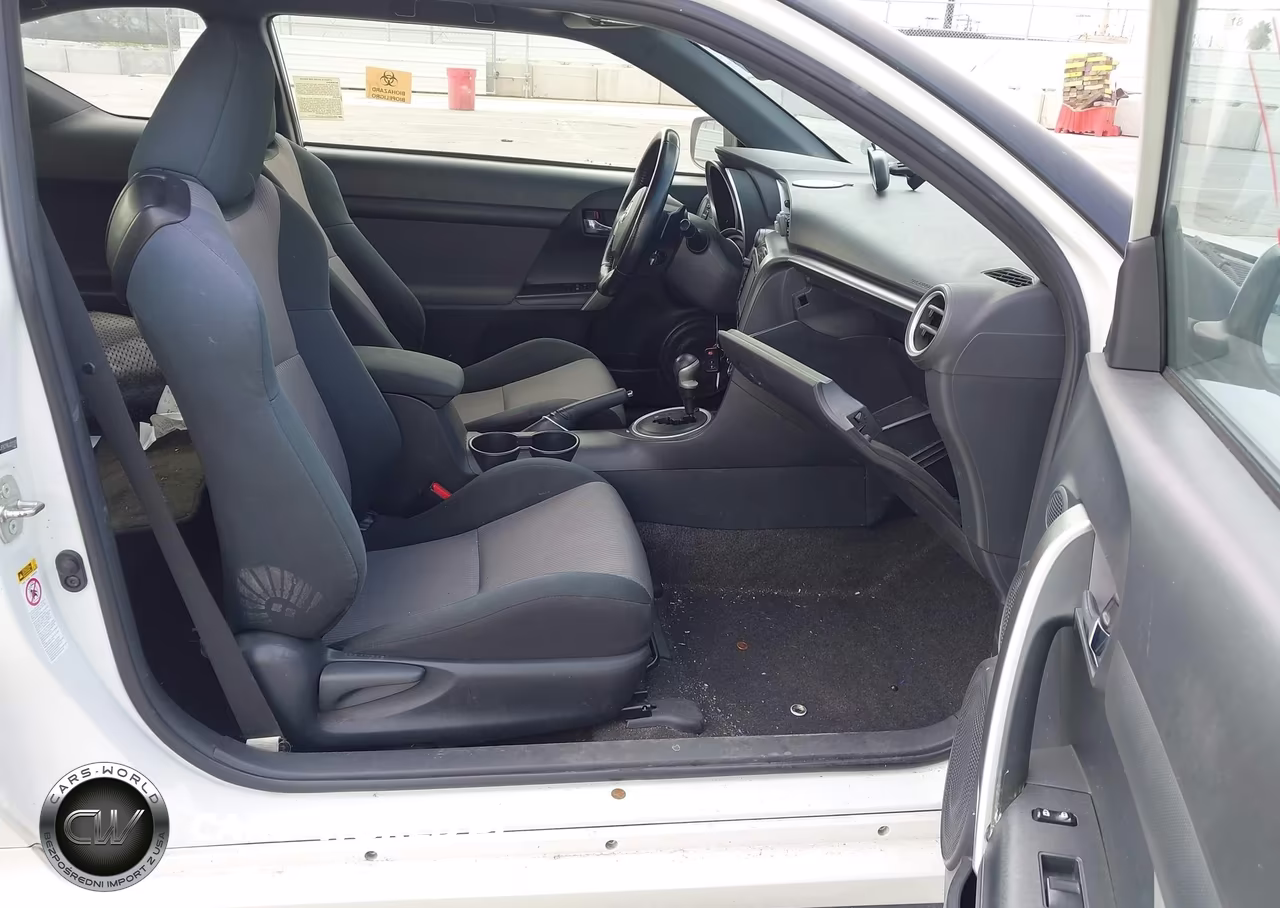 2016 Scion Tc VIN:JTKJF5C79GJ021239 - 5