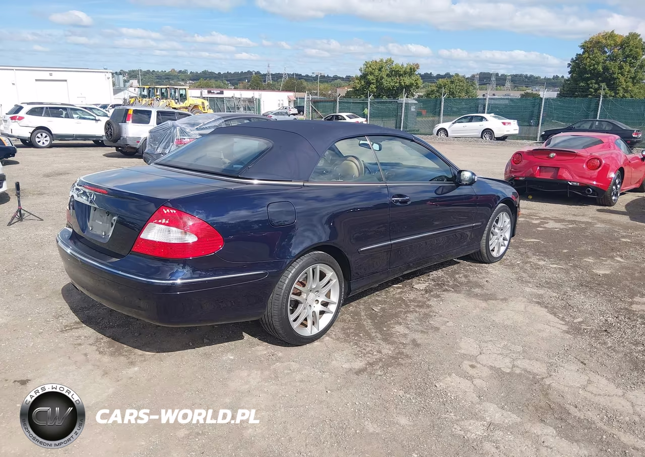2009 Mercedes-Benz Clk 350 VIN:WDBTK56F09T109620 - 4