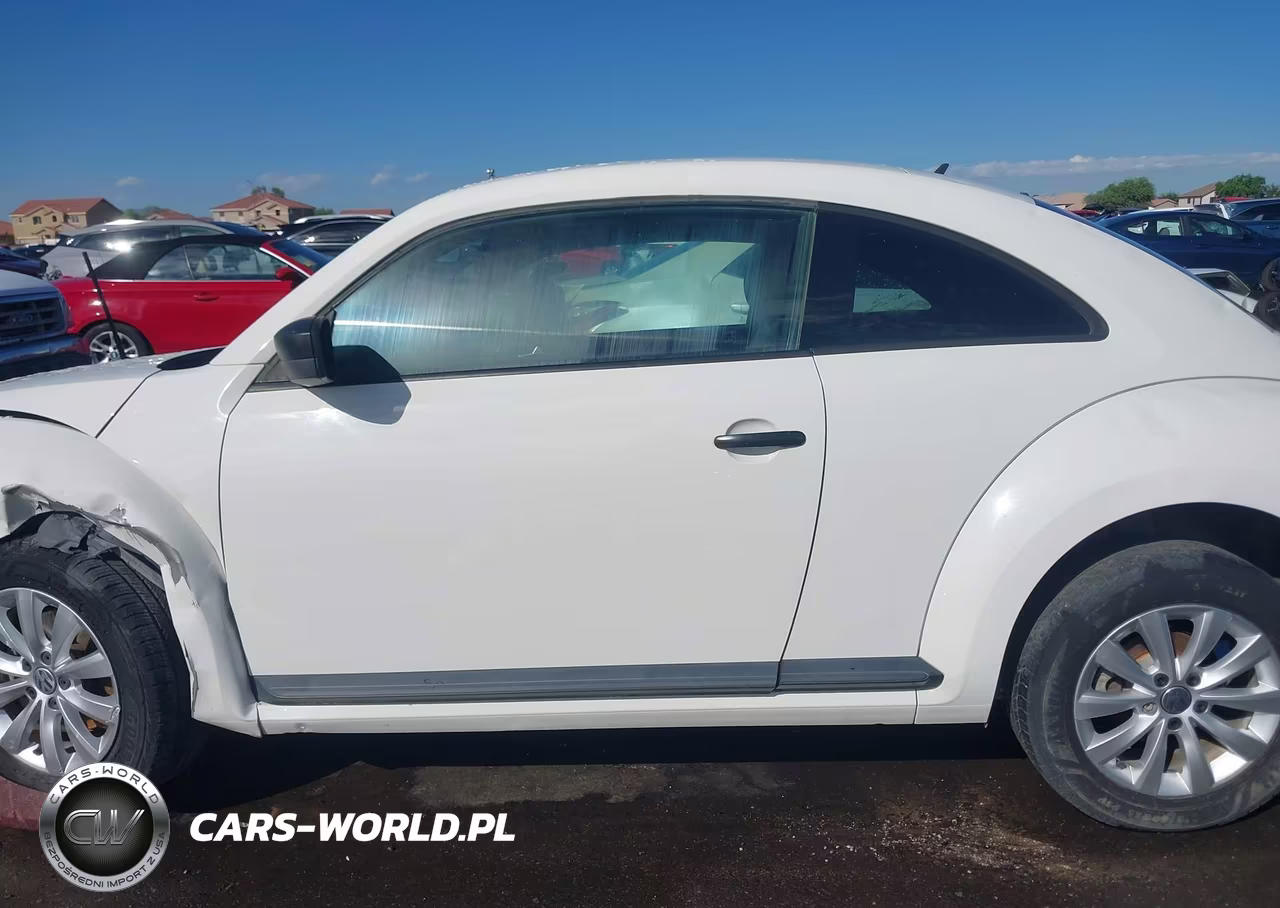 2013 Volkswagen Beetle 2.5L Entry VIN:3VWFP7AT8DM654851 - 14