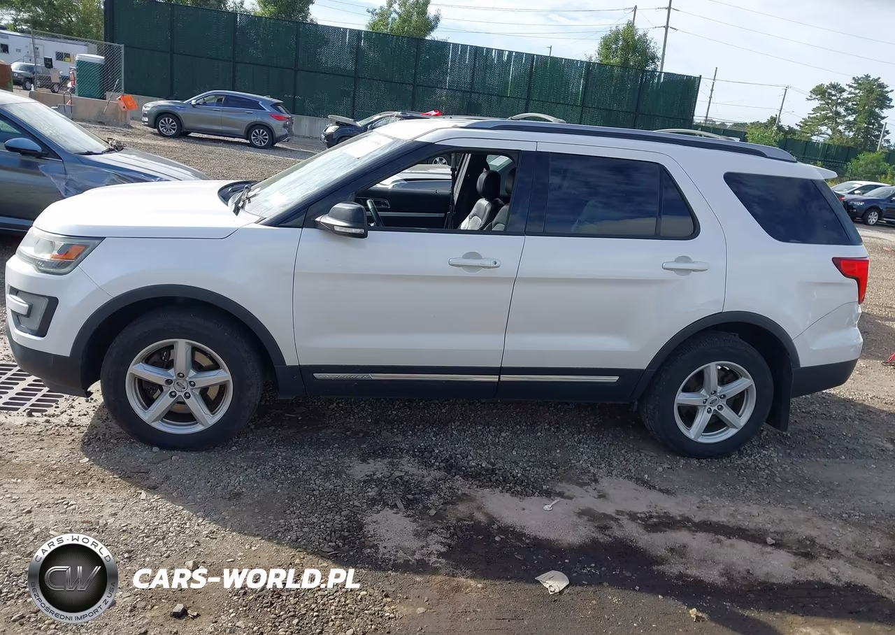 2016 Ford Explorer Xlt VIN:1FM5K8D82GGC68754 - 14