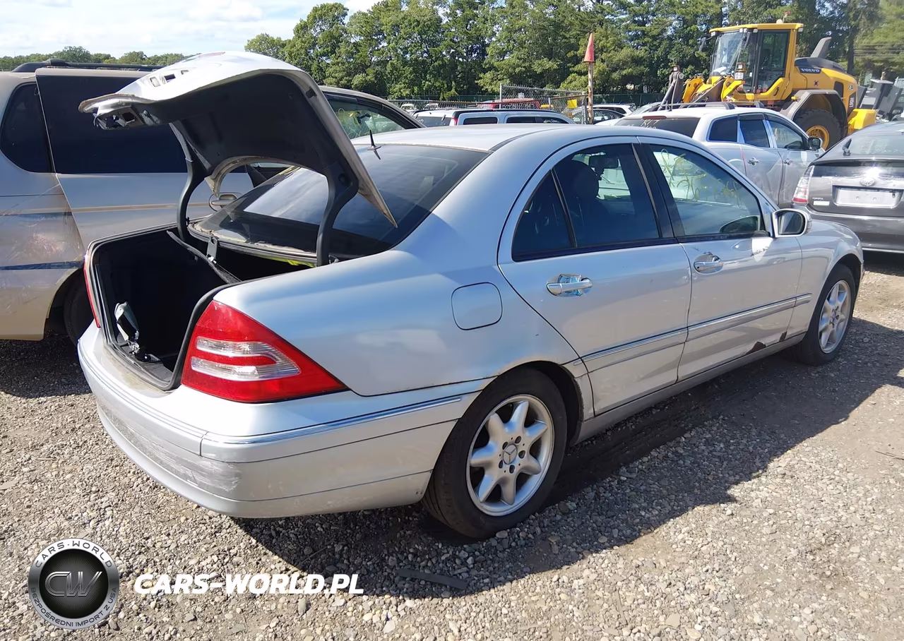2002 Mercedes-Benz C 320 VIN:WDBRF64J72F160158 - 4