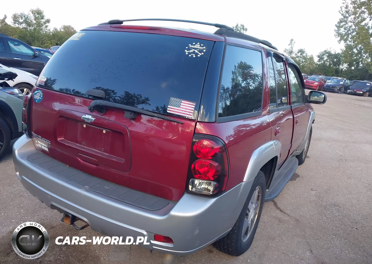 2007 Chevrolet Trailblazer Lt VIN:1GNDT13S272252429 - 4
