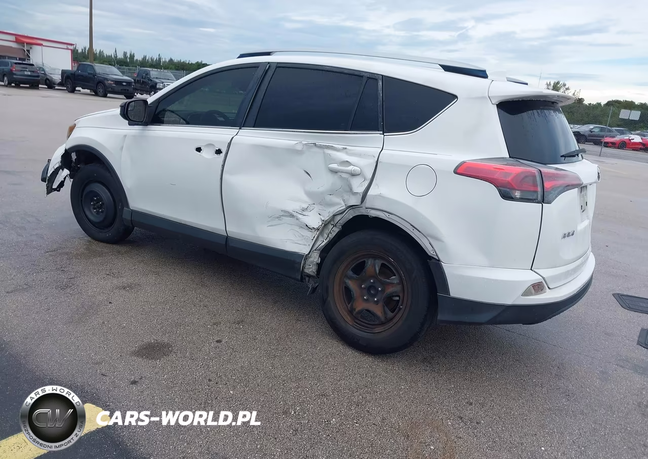 2017 Toyota Rav4 Le VIN:JTMZFREV9HJ703245 - 3