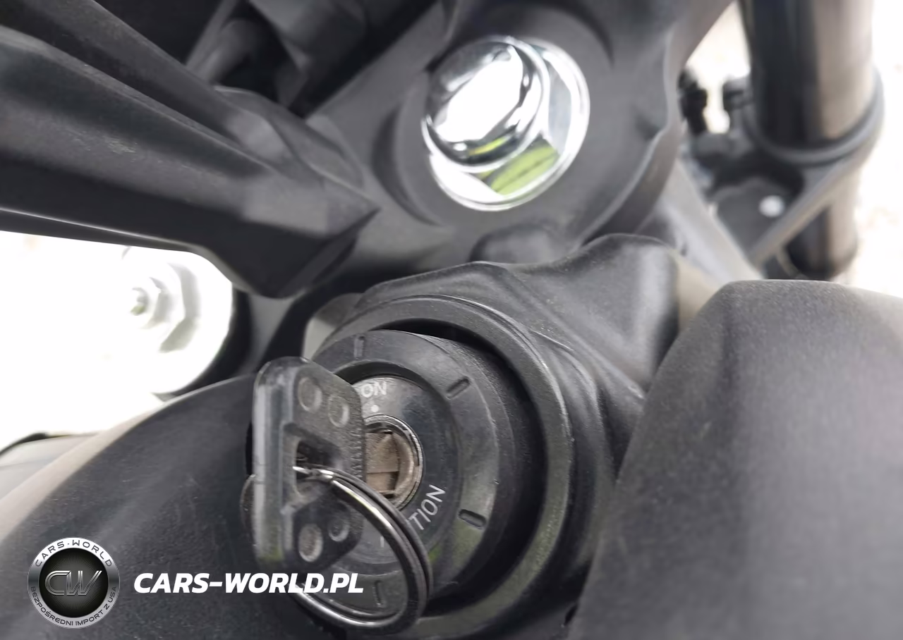 2022 Yamaha Mt09 VIN:JYARN71E0NA002422 - 11