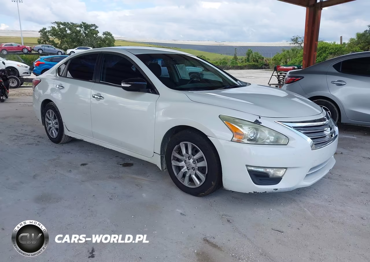 2015 Nissan Altima 2.5 S – zdjęcie 1 z 12
