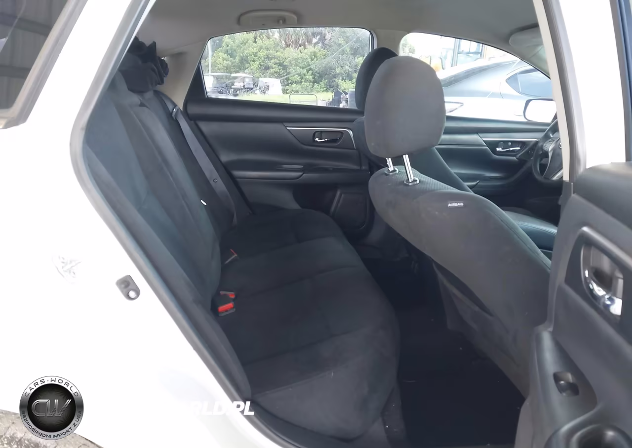 2015 Nissan Altima 2.5 S VIN:1N4AL3AP8FN392090 - 8