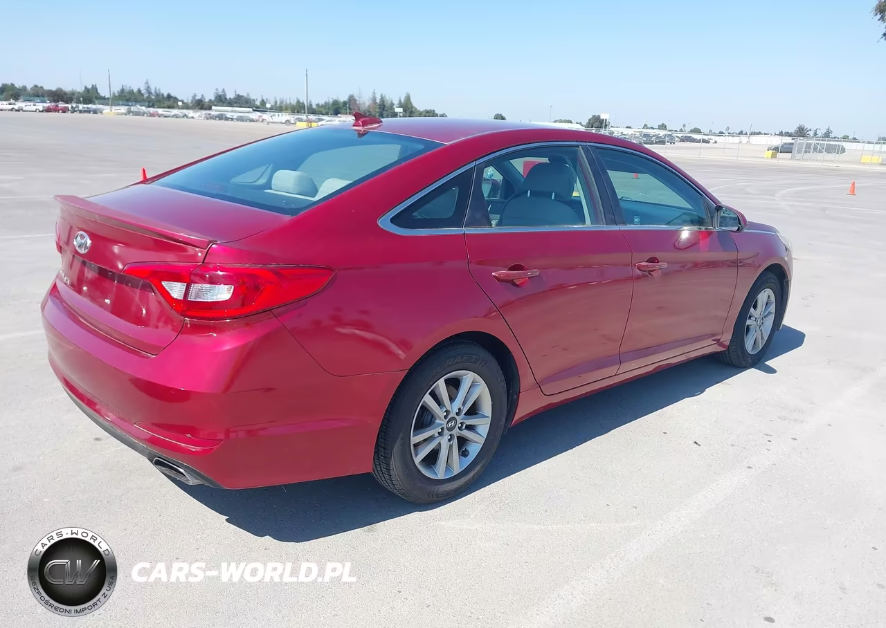2015 Hyundai Sonata Se VIN:5NPE24AF6FH190425 - 4