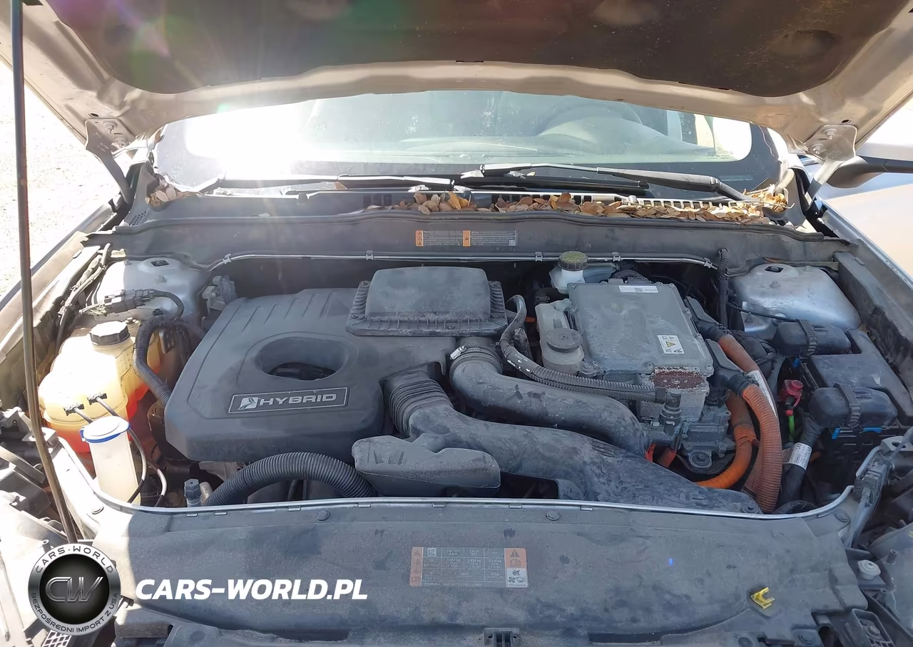 2018 Ford Fusion Hybrid S VIN:3FA6P0UU6JR235786 - 10