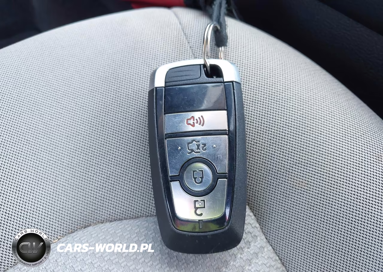2018 Ford Fusion Hybrid S VIN:3FA6P0UU6JR235786 - 11