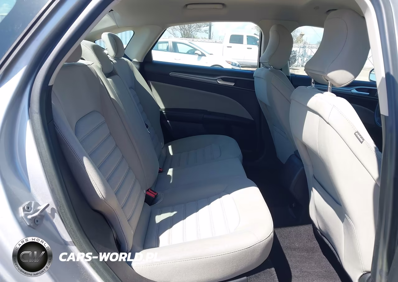 2018 Ford Fusion Hybrid S VIN:3FA6P0UU6JR235786 - 8