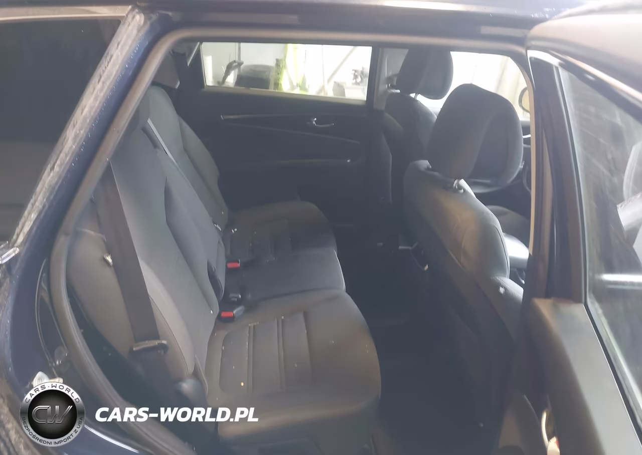 2016 Kia Sorento Lx VIN:5XYPG4A31GG063770 - 8