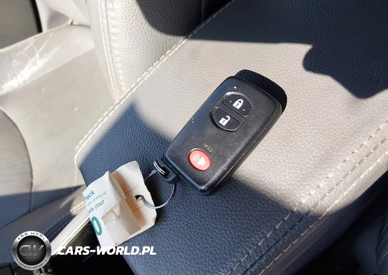 2010 Toyota Prius Iii VIN:JTDKN3DUXA0083625 - 11