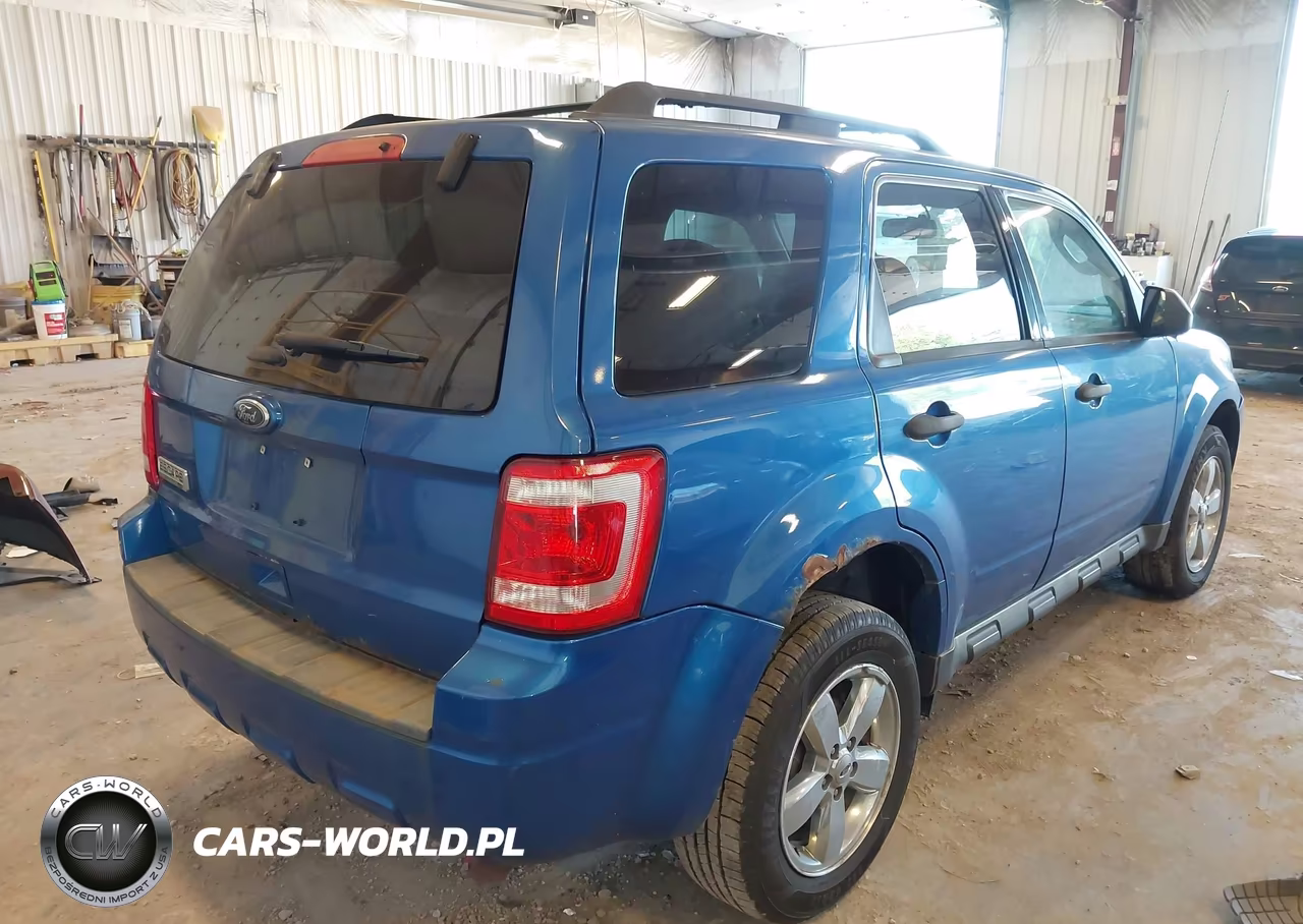 2011 Ford Escape Xlt VIN:1FMCU0D72BKC17044 - 4