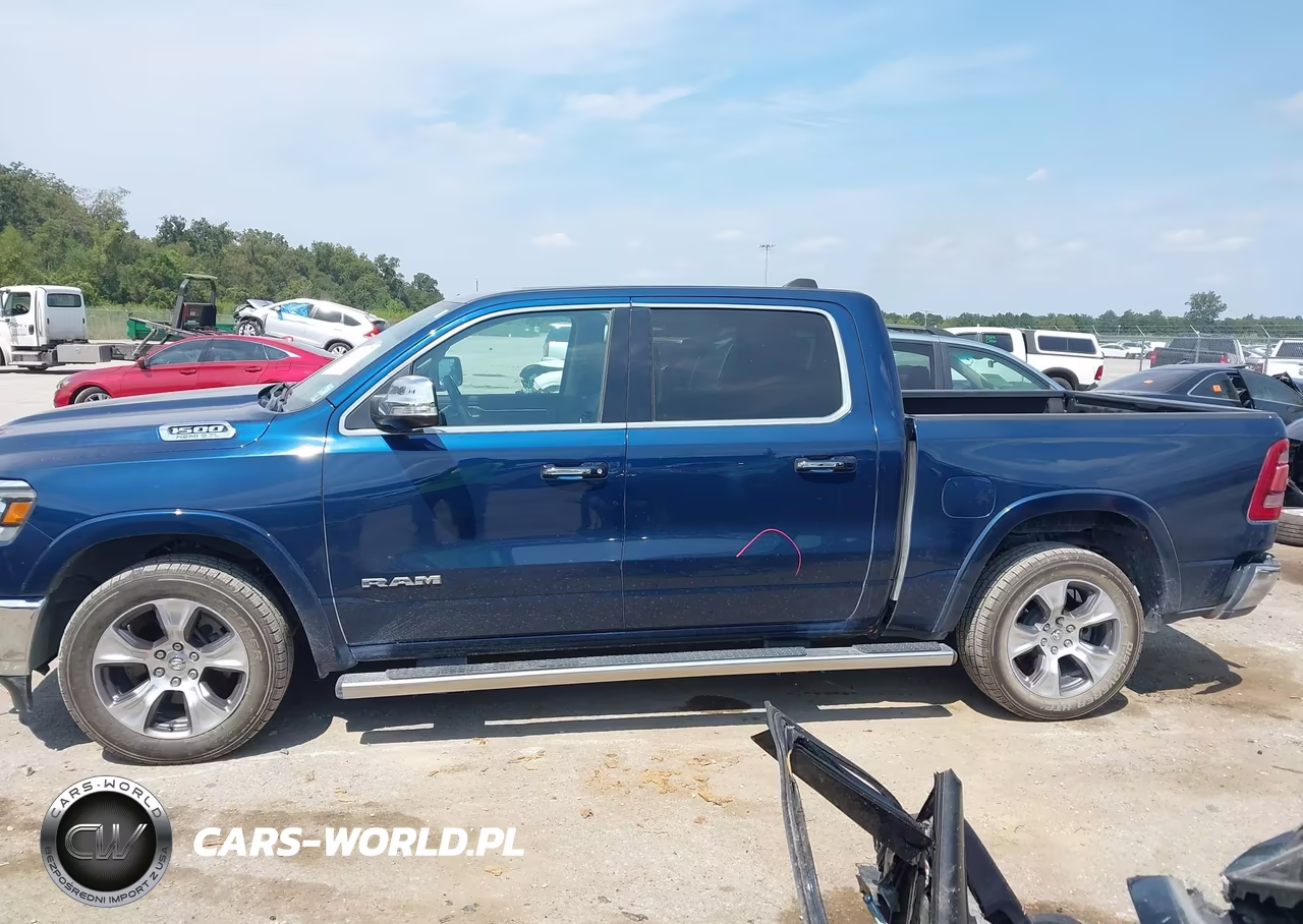 2020 Ram 1500 Laramie 4X4 5'7 Box VIN:1C6SRFJT4LN325047 - 14