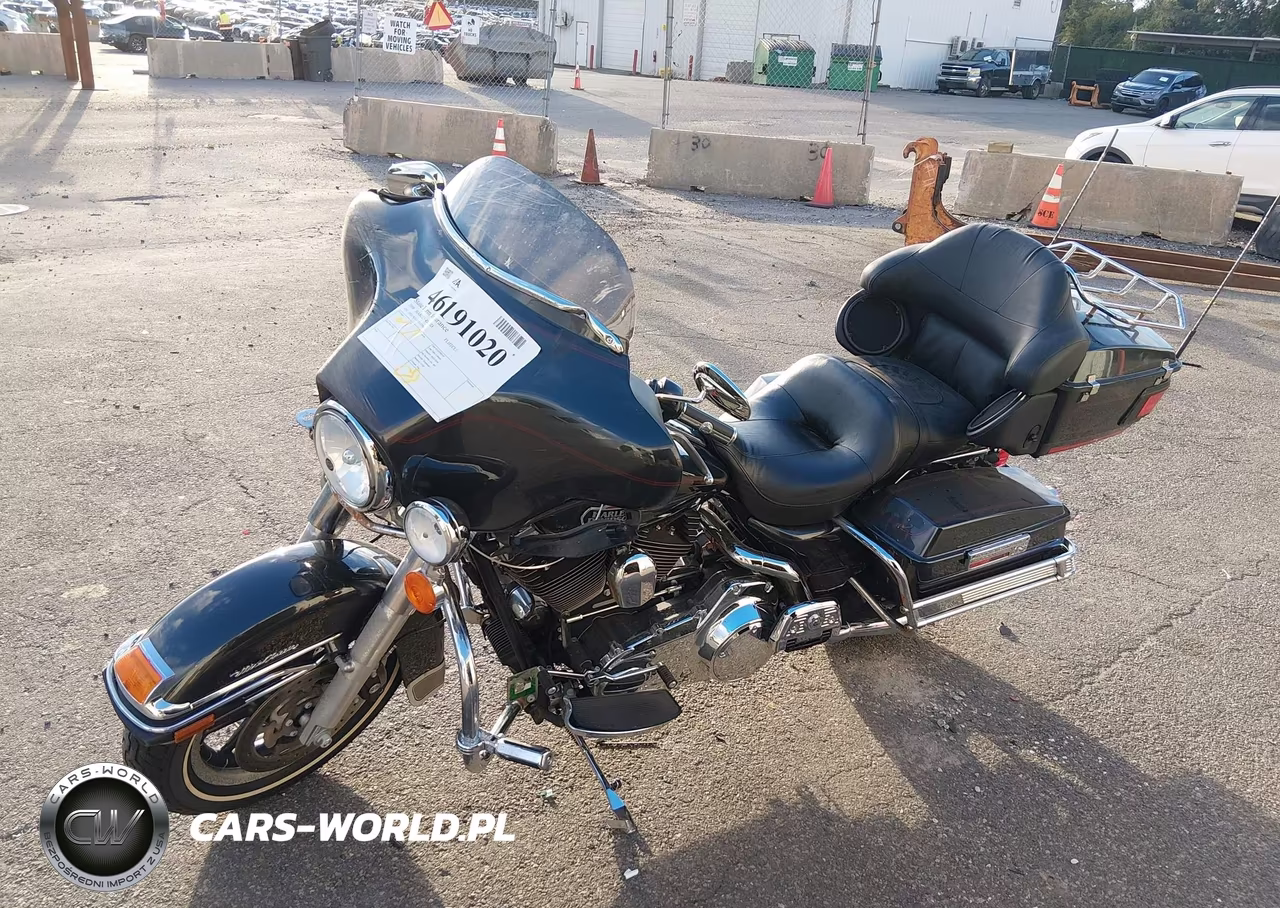 2008 Harley-Davidson Flhtcui VIN:1HD1FC41X8Y637965 - 2