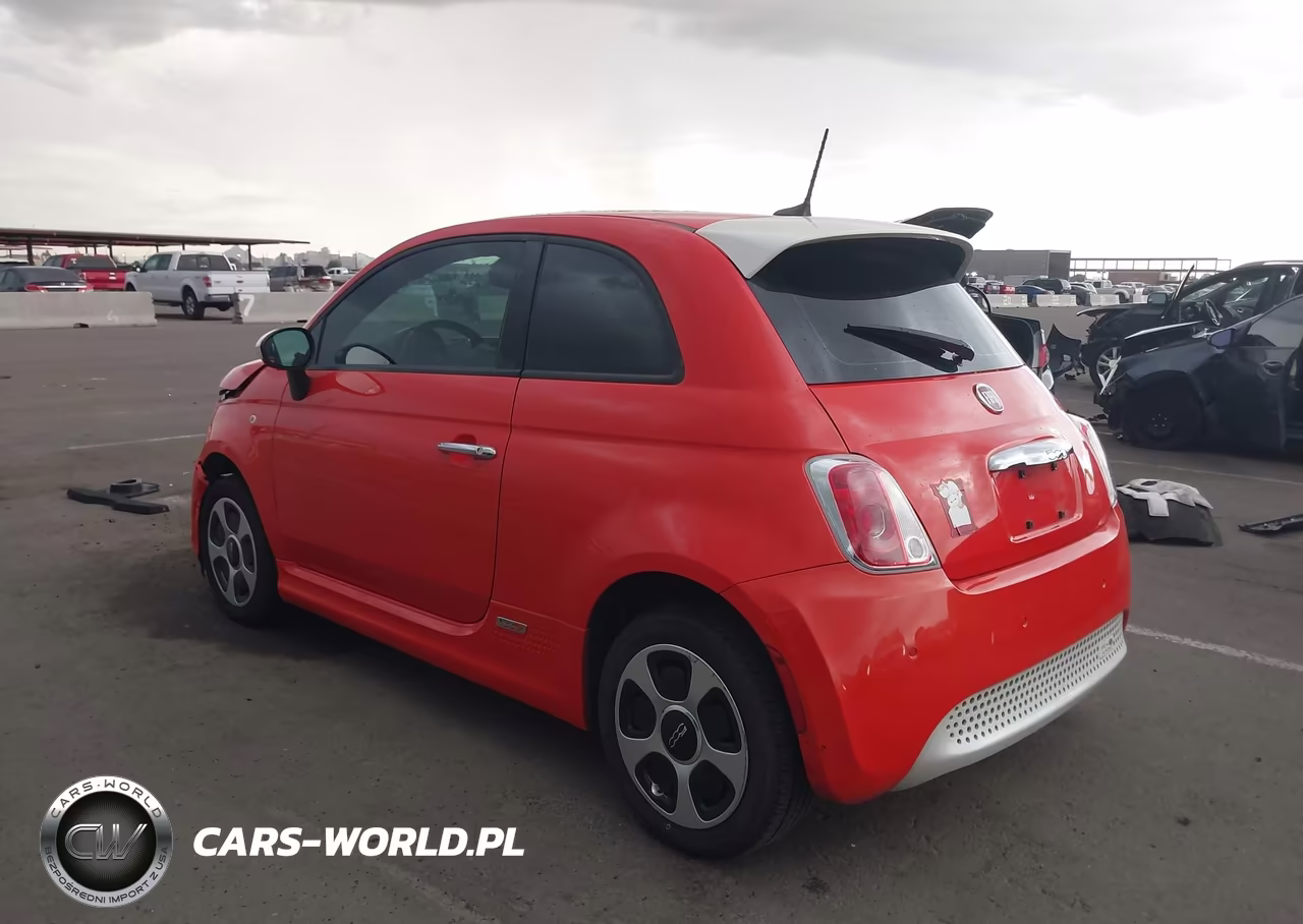 2016 Fiat 500E Battery Electric VIN:3C3CFFGE5GT113718 - 3