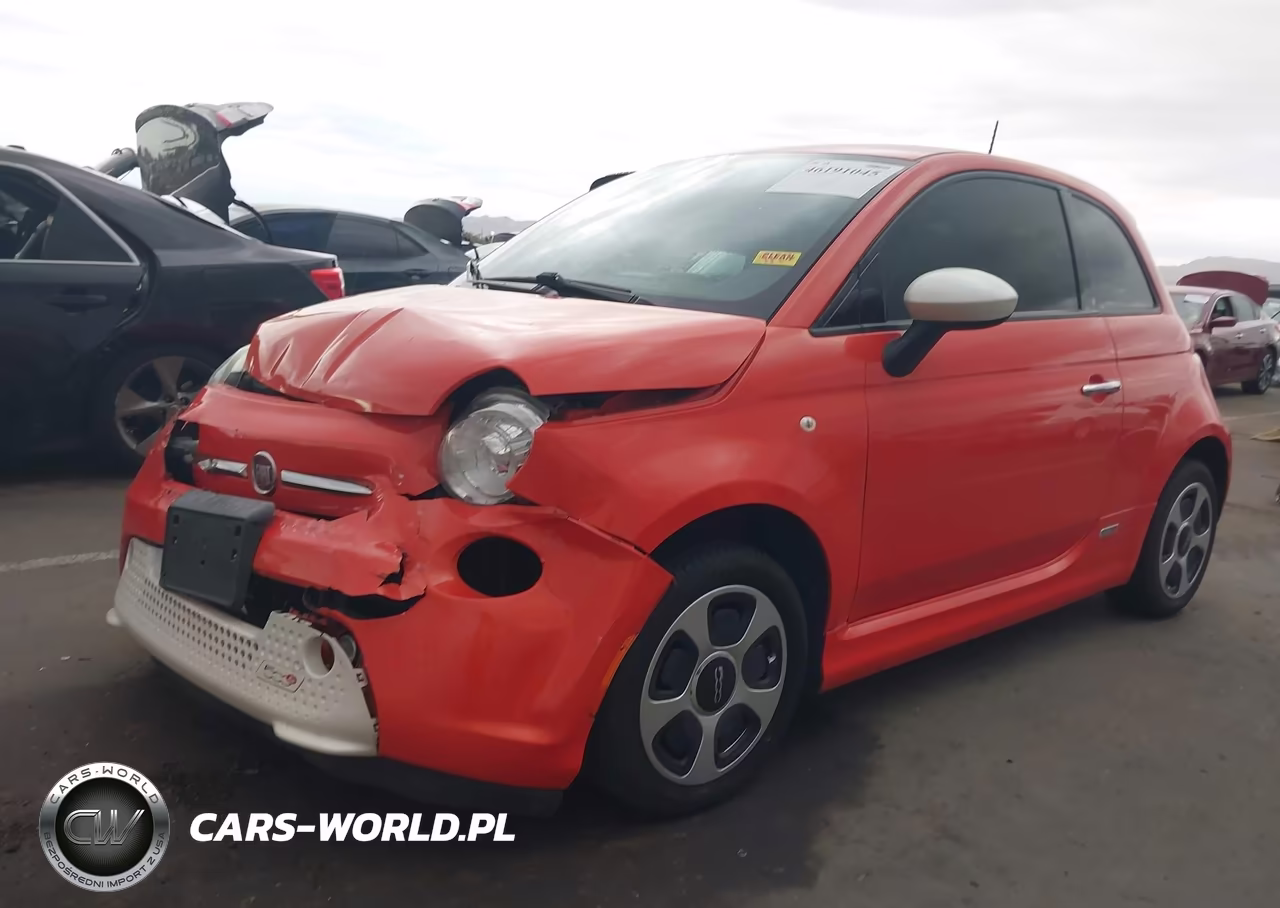 2016 Fiat 500E Battery Electric VIN:3C3CFFGE5GT113718 - 6