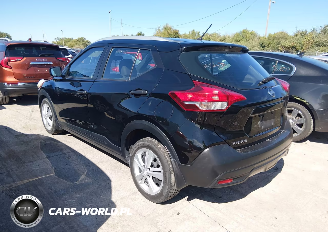 2019 Nissan Kicks S VIN:3N1CP5CU9KL472016 - 3
