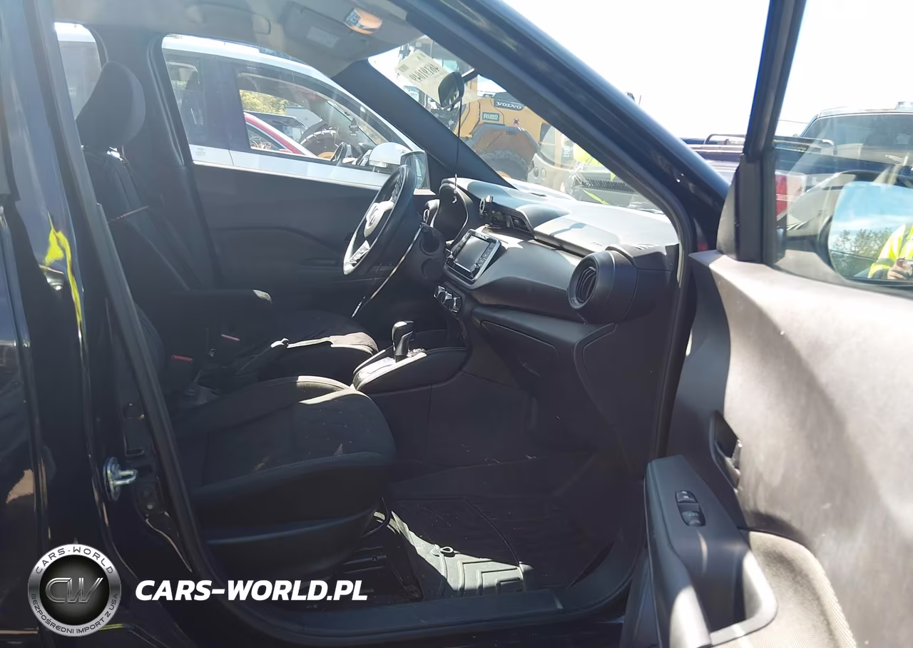 2019 Nissan Kicks S VIN:3N1CP5CU9KL472016 - 5