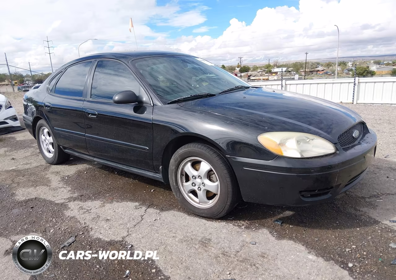 2004 Ford Taurus Se