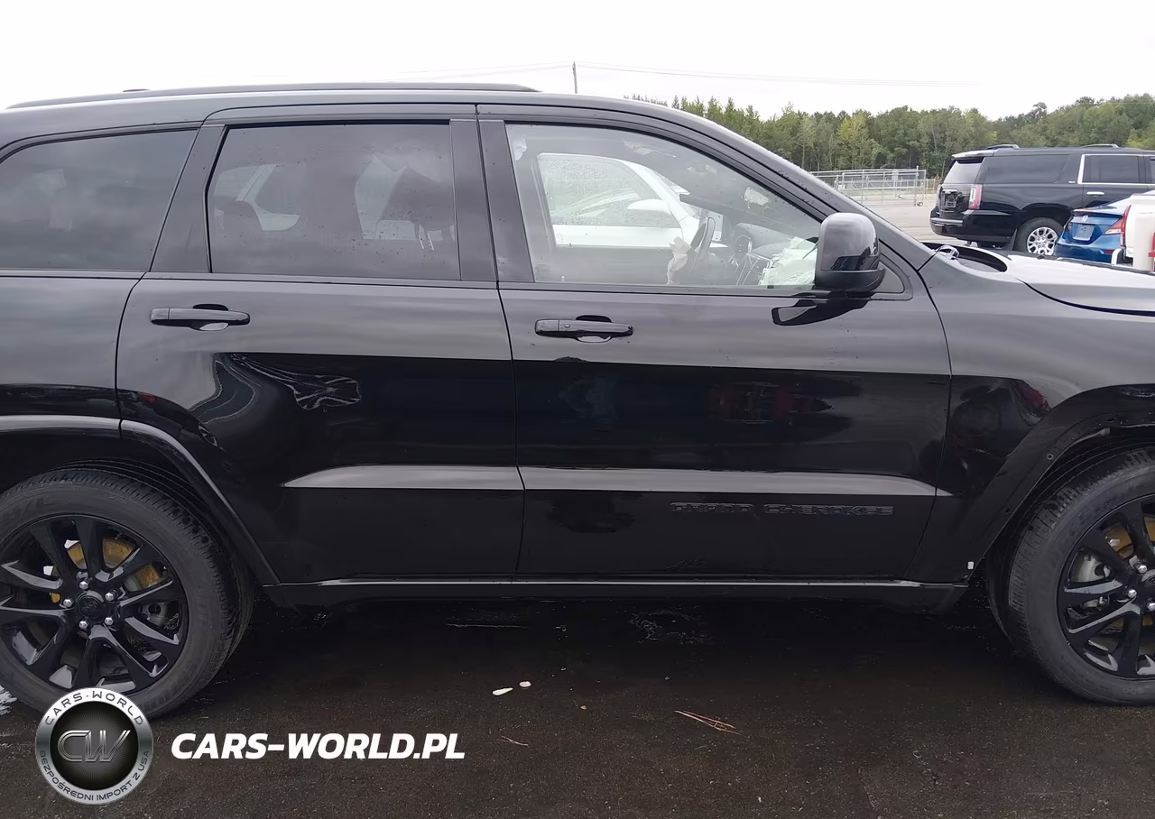 2018 Jeep Grand Cherokee Altitude 4X2 VIN:1C4RJEAG7JC428077 - 14