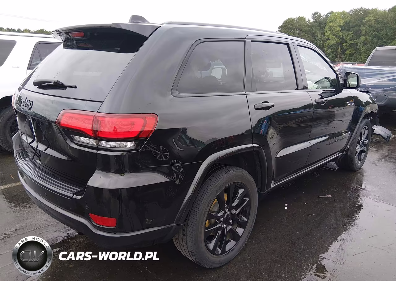 2018 Jeep Grand Cherokee Altitude 4X2 VIN:1C4RJEAG7JC428077 - 4