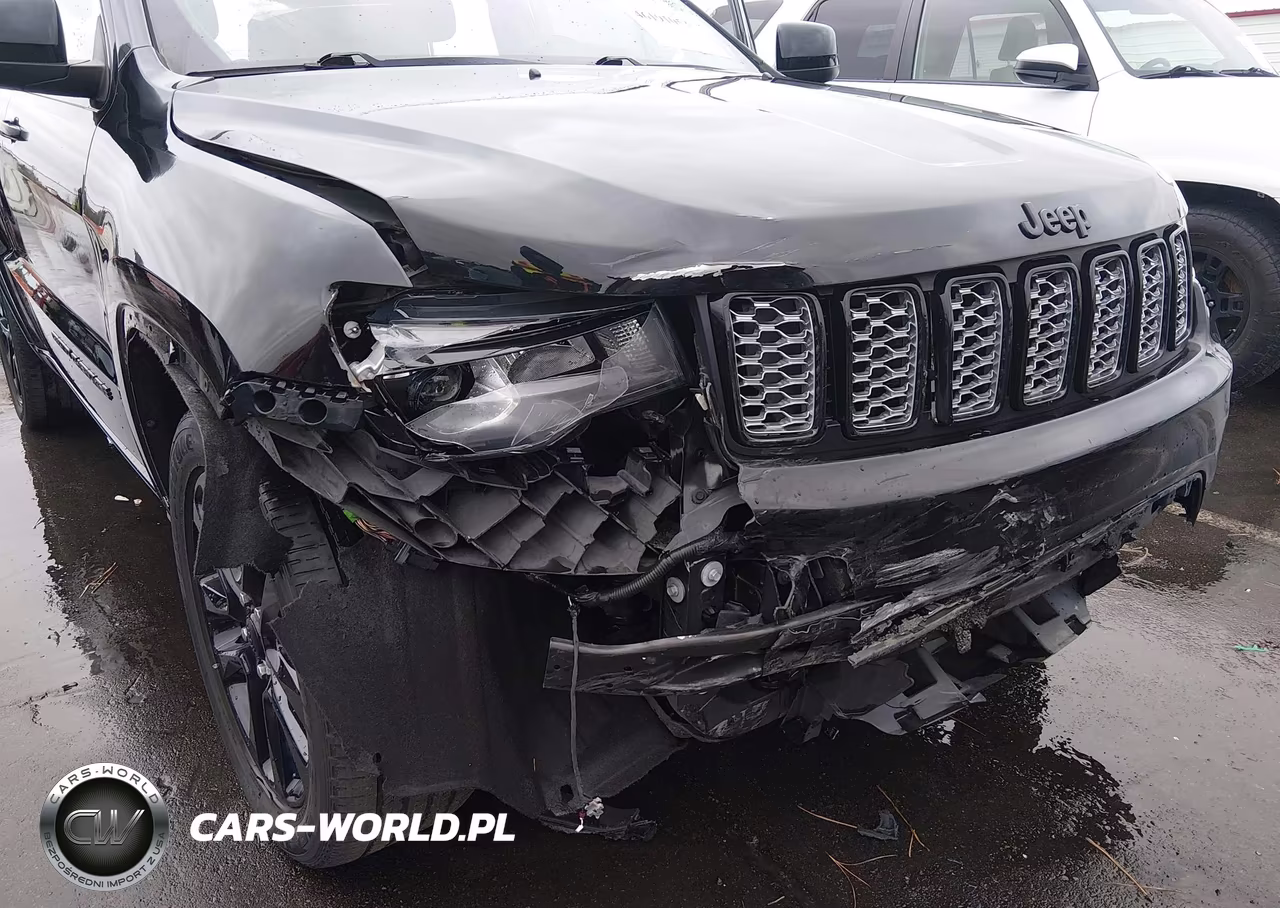 2018 Jeep Grand Cherokee Altitude 4X2 VIN:1C4RJEAG7JC428077 - 6