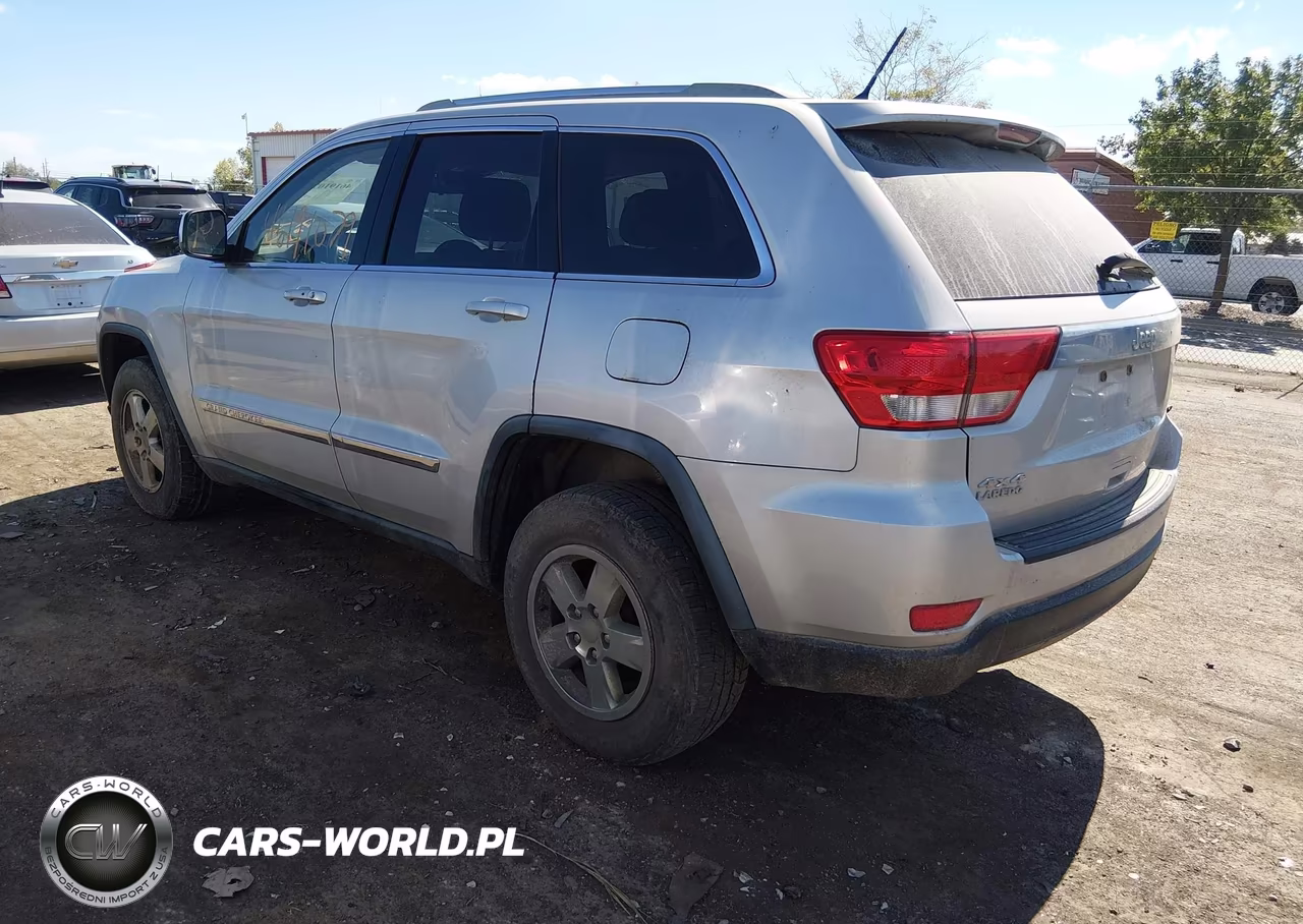 2012 Jeep Grand Cherokee Laredo VIN:1C4RJFAG5CC170859 - 3