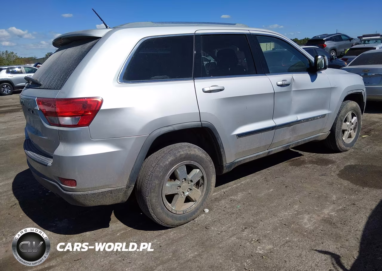 2012 Jeep Grand Cherokee Laredo VIN:1C4RJFAG5CC170859 - 4