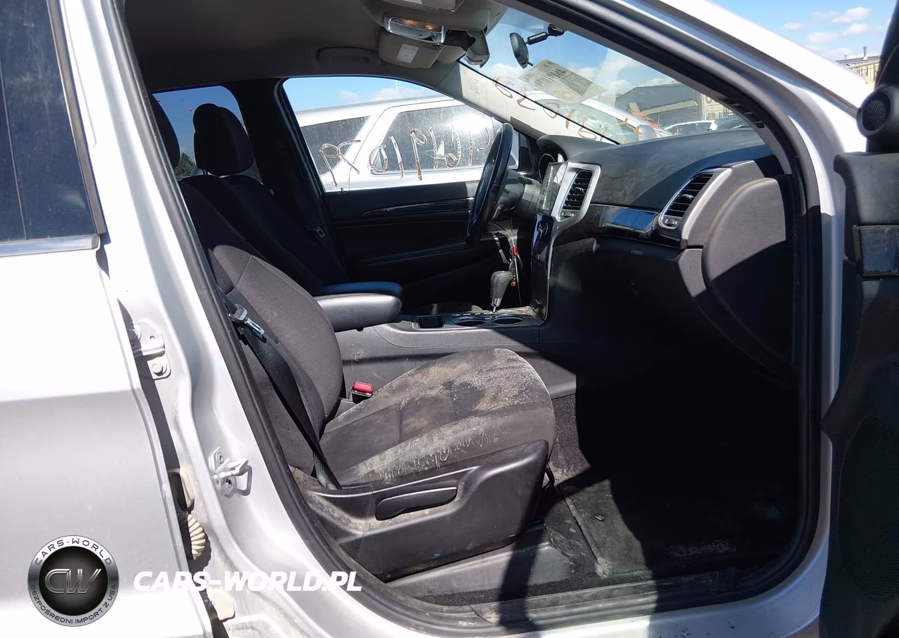 2012 Jeep Grand Cherokee Laredo VIN:1C4RJFAG5CC170859 - 5