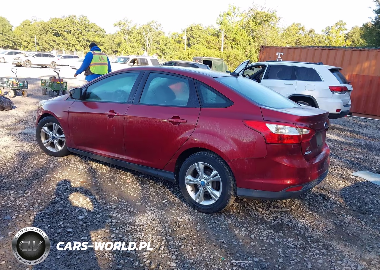 2014 Ford Focus Se VIN:1FADP3F21EL367377 - 3