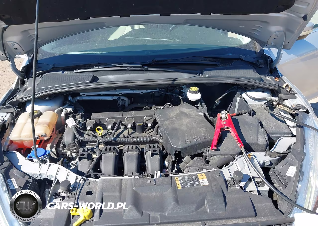 2018 Ford Focus Titanium VIN:1FADP3N27JL326148 - 10