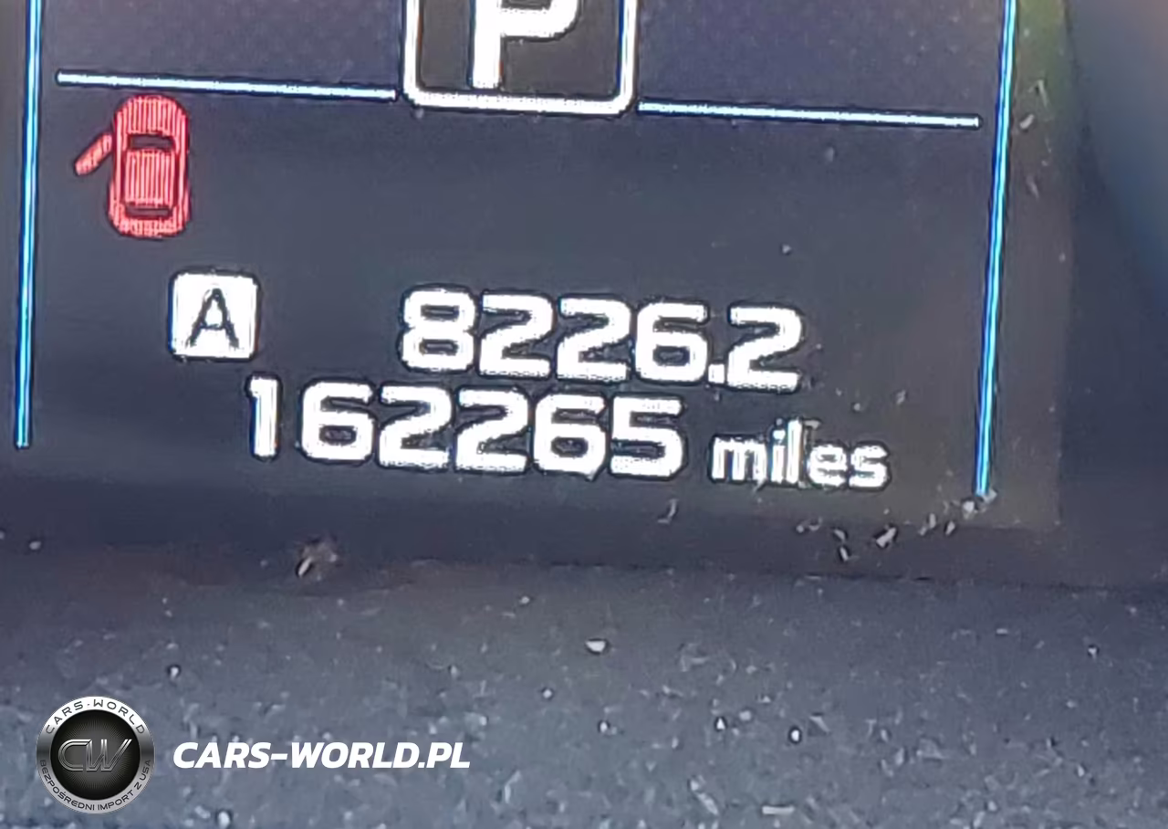 2018 Subaru Outback 2.5I Premium VIN:4S4BSAHC8J3203737 - 16