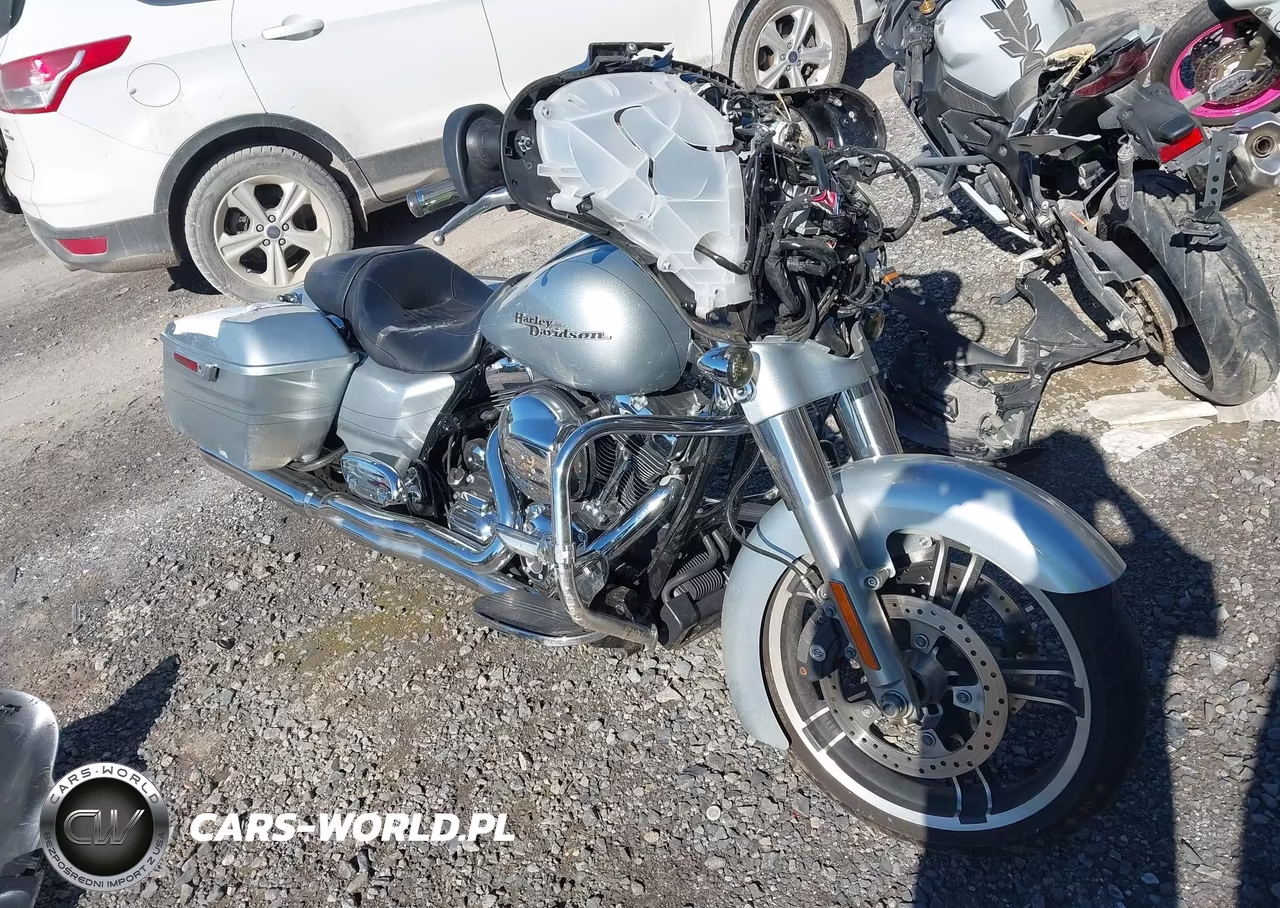 2015 Harley-Davidson Flhxs Street Glide Special VIN:1HD1KRM19FB607984 - 1