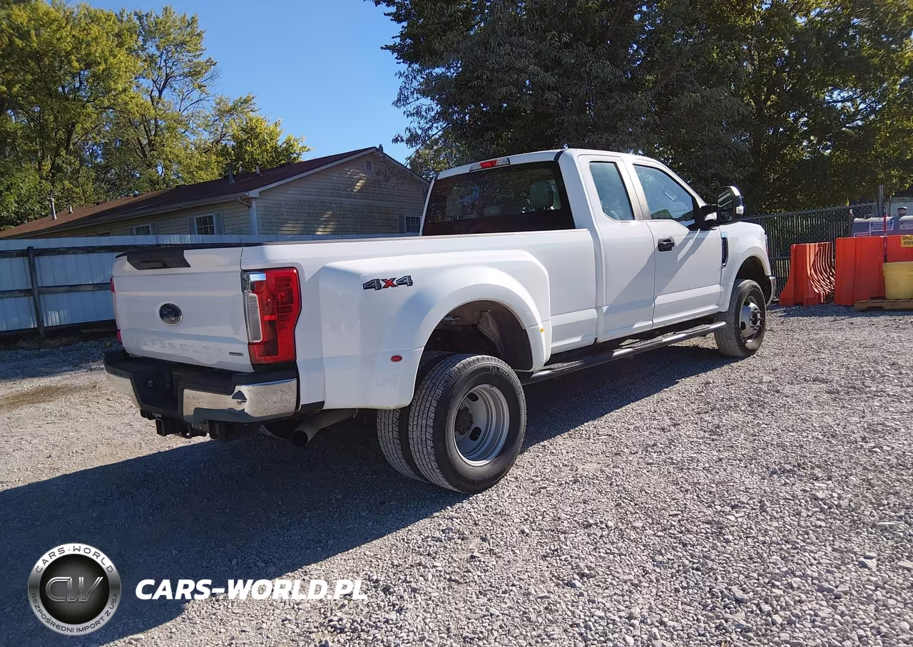 2018 Ford F-350 Xl VIN:1FT8X3D60JEC69988 - 4