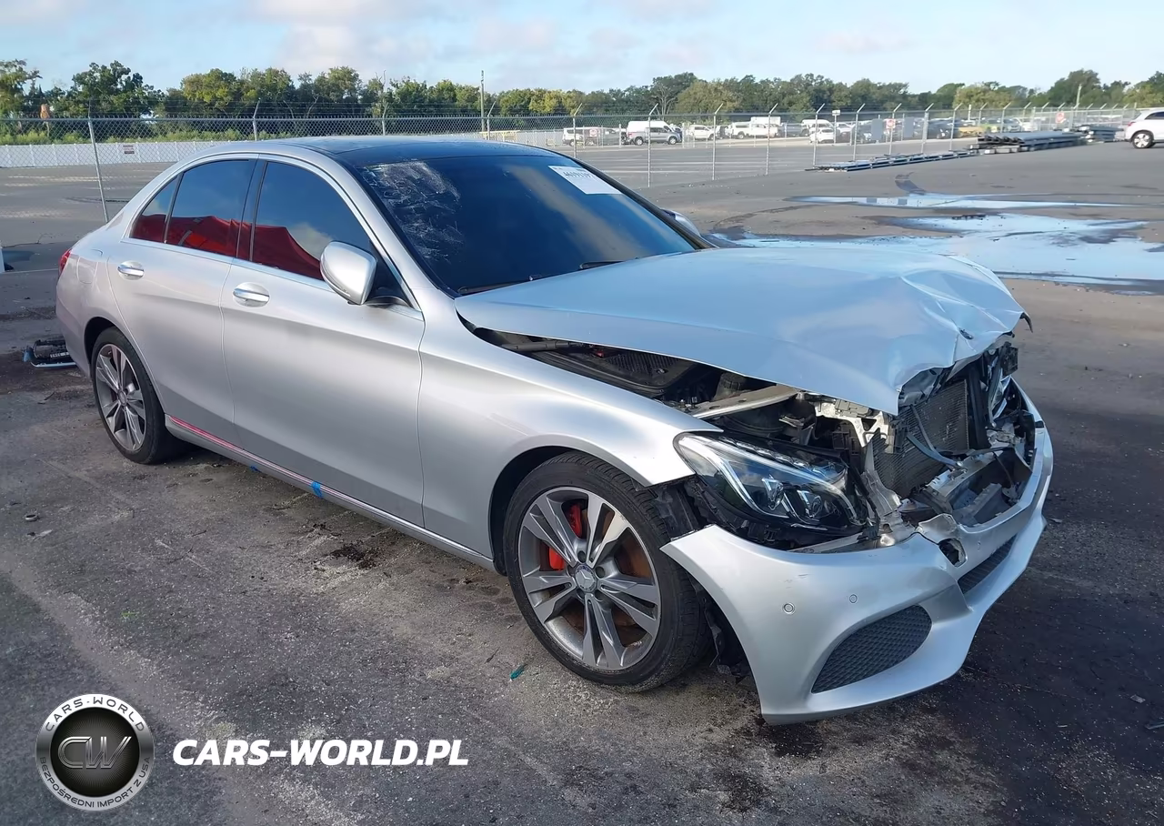 2015 Mercedes-Benz C-Class C 300