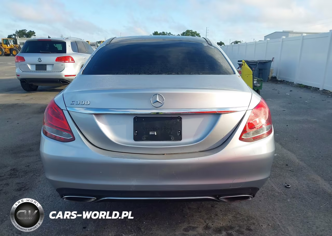 2015 Mercedes-Benz C-Class C 300 VIN:55SWF4JBXFU076771 - 18