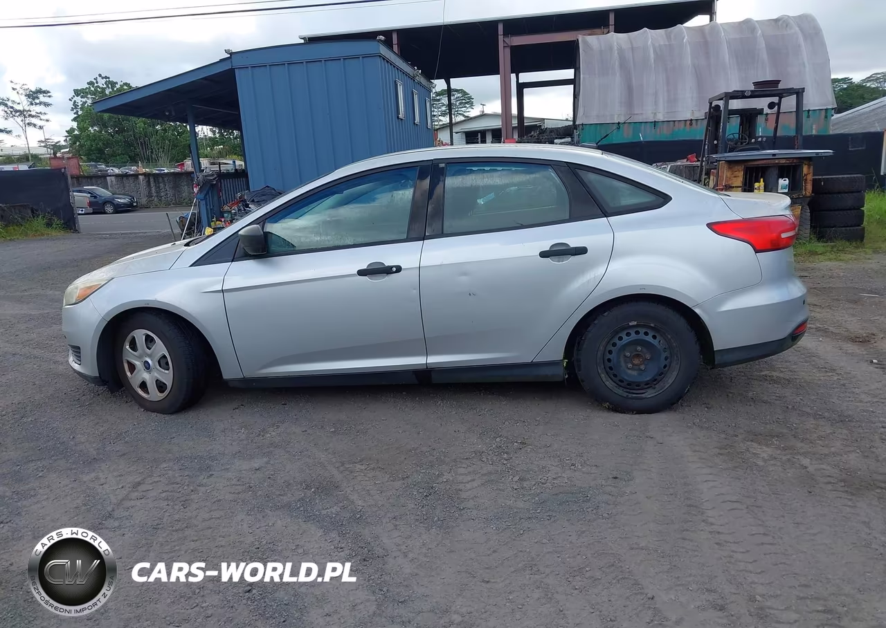 2016 Ford Focus S VIN:1FADP3E24GL322390 - 15